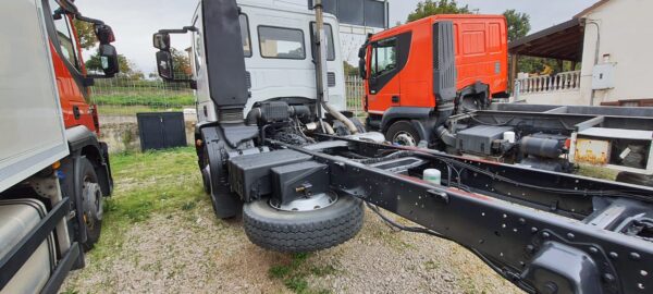 Iveco eurocargo 160e22 k - immagine 2